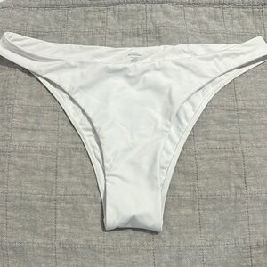 NWOT Monday Swimwear Tamarama sz VV